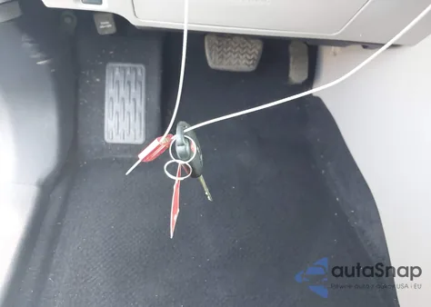 2015 Toyota Highlander Le z USA, uszkodzony, nr VIN 5TDZARFH4FS014186